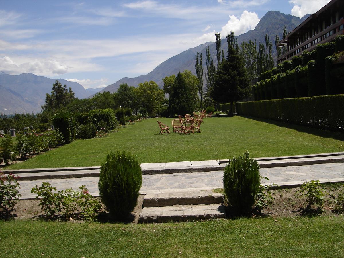 Gilgit Serena Hotel Esterno foto