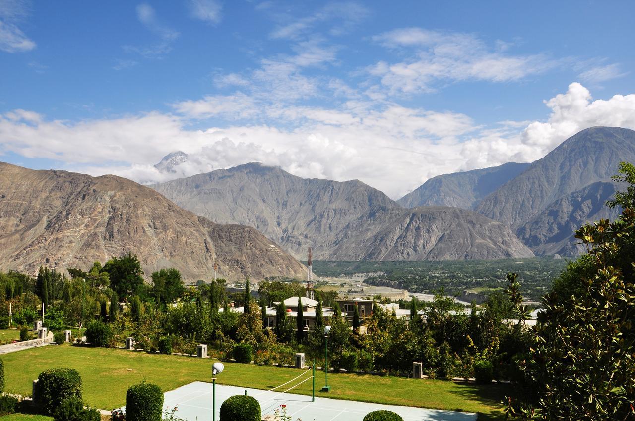 Gilgit Serena Hotel Esterno foto
