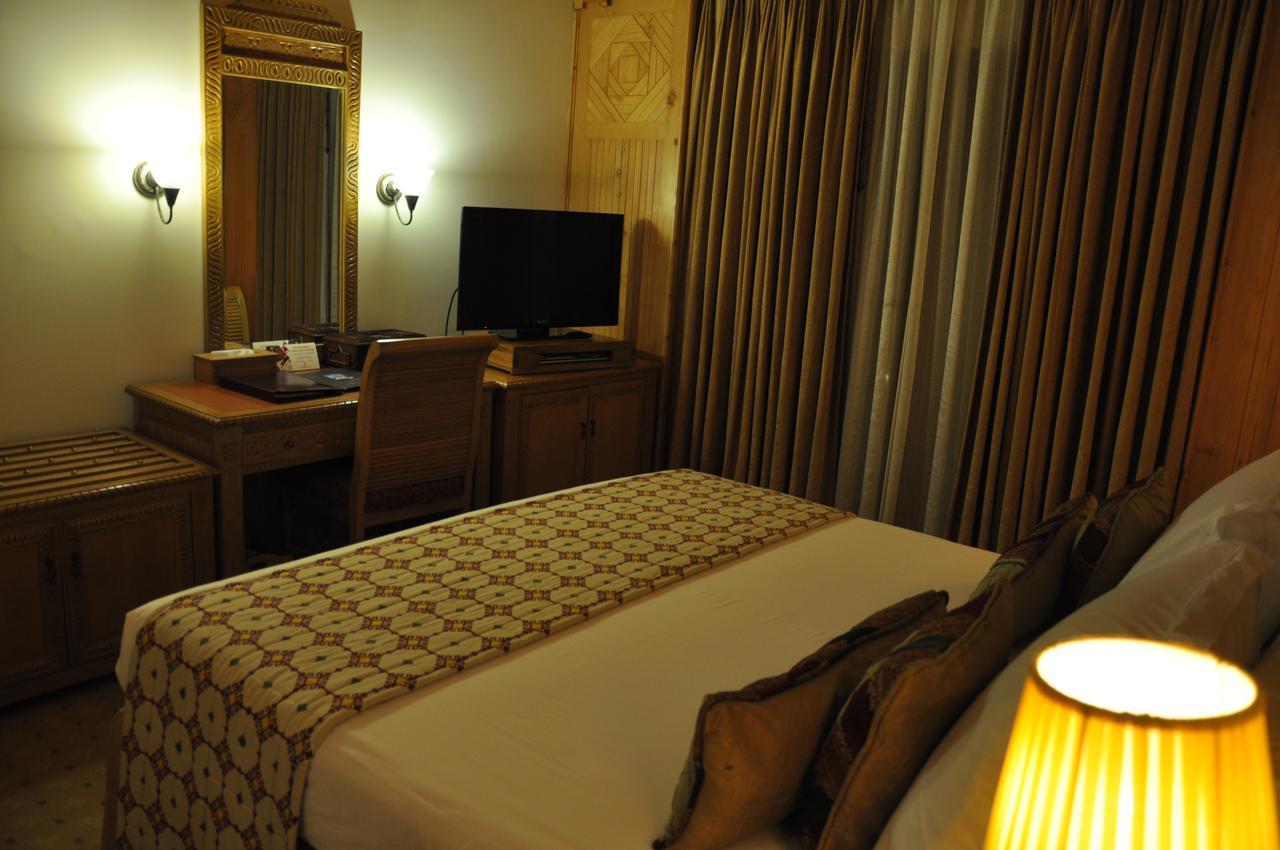 Gilgit Serena Hotel Esterno foto