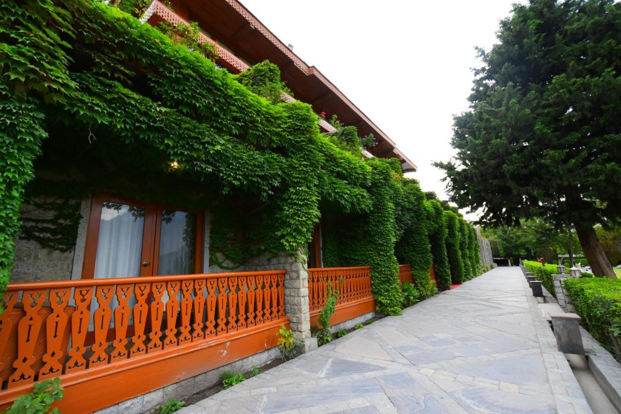 Gilgit Serena Hotel Esterno foto